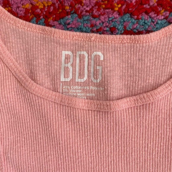 BDG WIFE BEATER TANK TOP urban outfitters - Picture 2 of 3